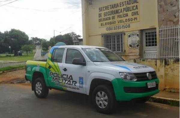 Mulher é morta degolada por faca pelo marido no Piauí